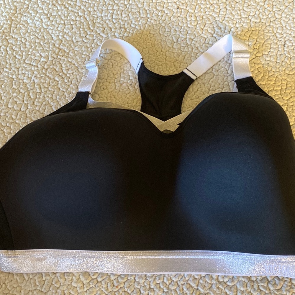 Victoria Secret Sports Bra